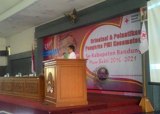 217 PENGURUS PMI KECAMATAN SE-KABUPATEN BANDUNG DILANTIK