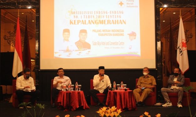 DENGAN MENGGELAR SOSIALISASI UNDANG-UNDANG NO. 1 TAHUN 2018 TENTANG KEPALANGMERAHAN MENUNJANG TUJUAN POKOK PMI DIMASYARAKAT